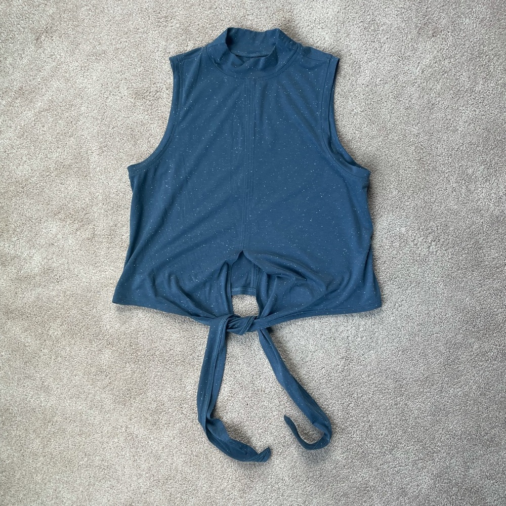 Lululemon Time to Restore mock neck